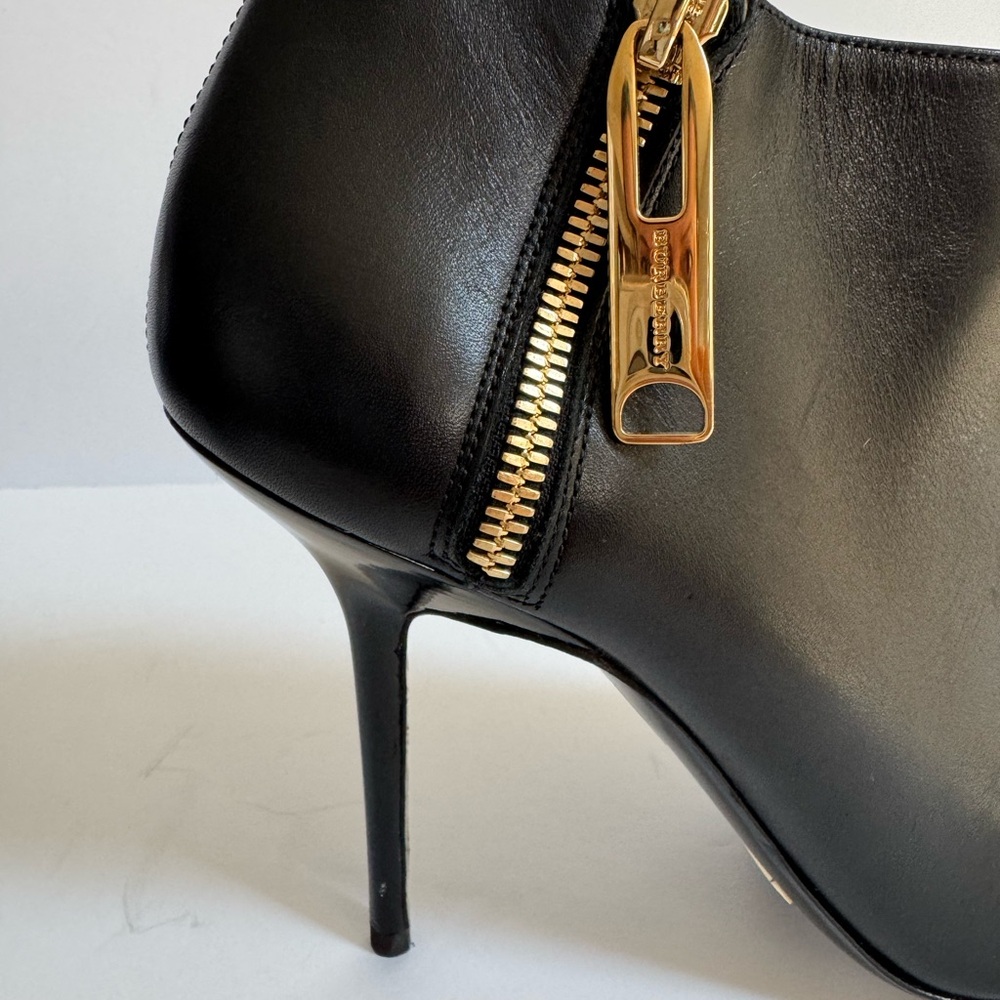 Burberry Black and Gold Heeled Boots - Picture 12 of 15